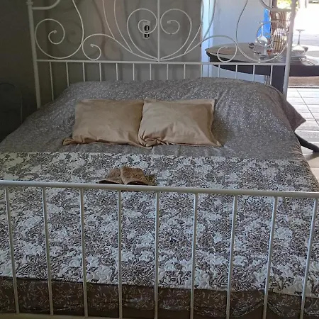 Apple Holiday home *